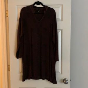 Long sleeve dress with embroidery